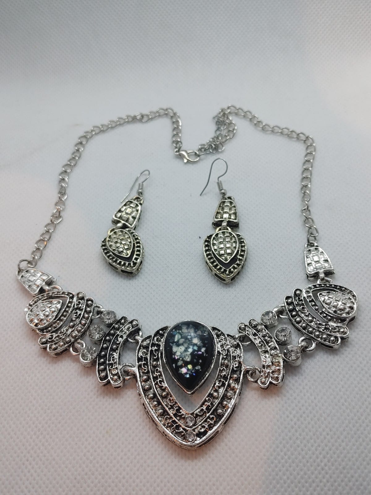 Necklace - Sreeka Textiles and Jewellerys