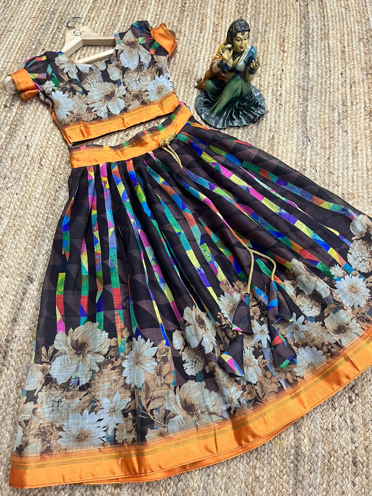 Latest Silk Skirt Attached Crop Top | Diwali Festive Collection 2022 | The  Nesavu – The Nesavu